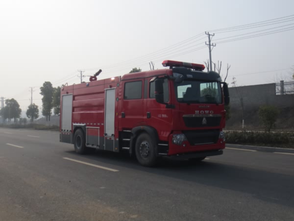 江特牌JDF5190GXFPM80型泡沫消防車